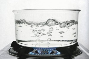 Теплота парообразования воды и температура кипения воды от давления таблица